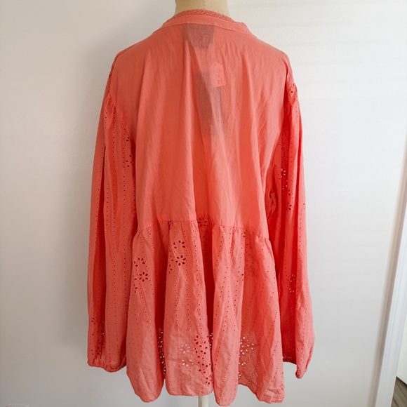 Liv Los Angeles Peach Eyelet Blouse - Picture 10 of 15